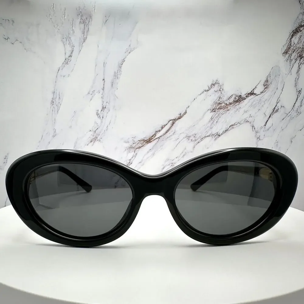 New Dolce & Gabbana Sunglasses Black Oval Cat Eye Gold Metal Logo 54-18